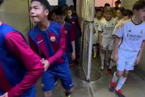 巴薩皇馬少年隊(duì)交手，德比氛圍一樣到位