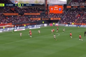 個(gè)人能力！登貝萊右路內(nèi)切抽射破門(mén)，巴黎1-0領(lǐng)先洛里昂！