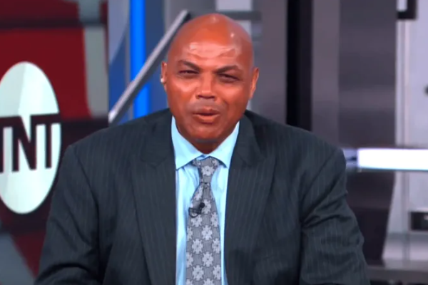 巴克利調(diào)侃<a href=http://8809.jianzhanzj.com/tag/huren.html target=_blank class=infotextkey>湖人</a>:他們要去巴哈馬度假了