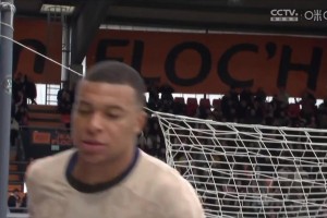 全能型前鋒！姆巴佩策動(dòng)進(jìn)攻+腳后跟破門，解說(shuō)員都懵了！