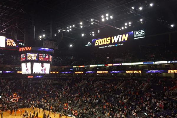 太陽隊(duì)的主場(chǎng)是哪個(gè)體育場(chǎng)？